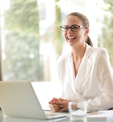 ways-to-choose-professional-clothes-for-women-on-a-budget